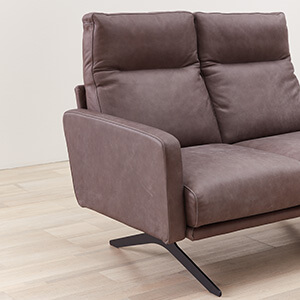 Armlehne A, B 8 cm, H 60-63 cm