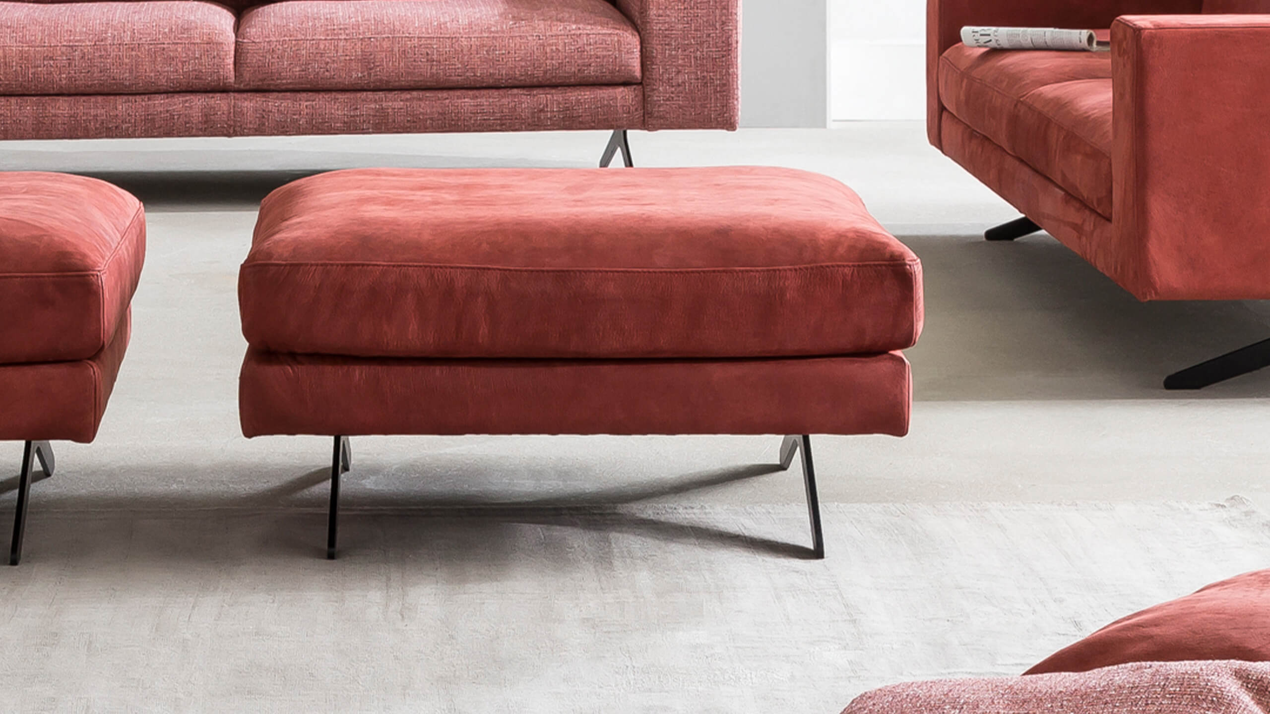 Claire Hocker 75x75 Nubukleder rot