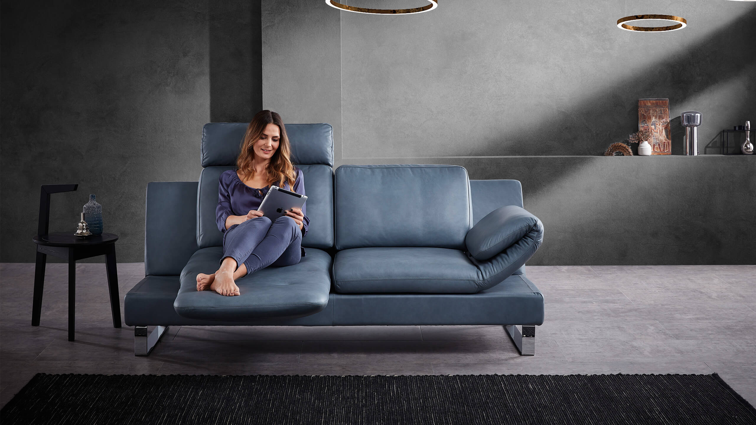 Cortina 2,5-Sitzer Dreh-Relaxsitz einseitig mit Frau